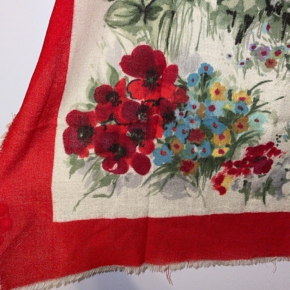 Vivienne Vintage Raw Edge Floral Square Scarf - Picture 6 of 16